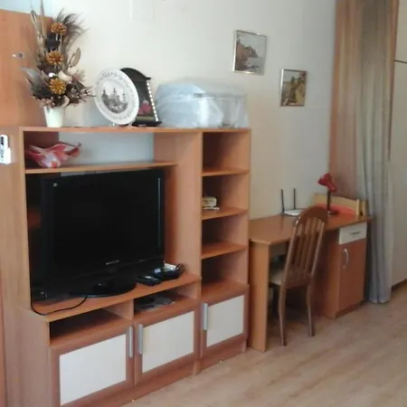 Apartamento Cozy 1 Bed In Lesso Complex