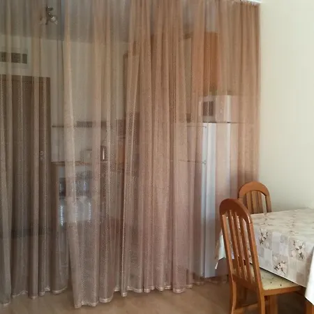 Apartamento Cozy 1 Bed In Lesso Complex