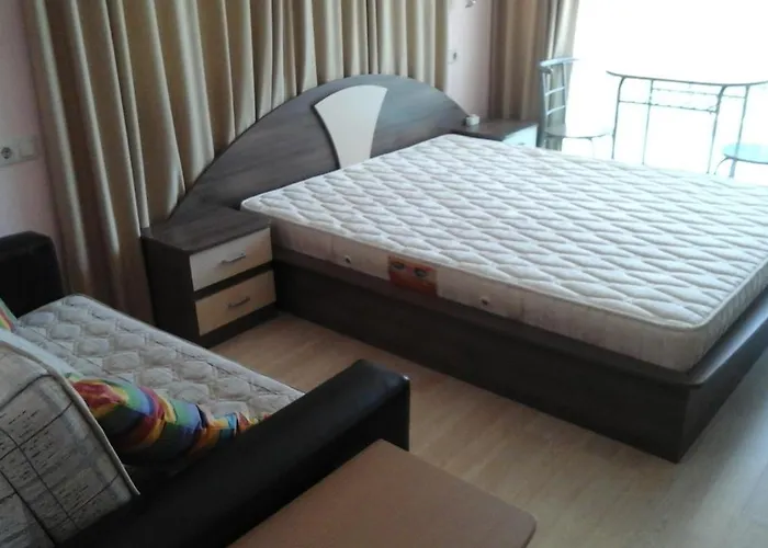 Cozy 1 Bed In Lesso Complex رافدا