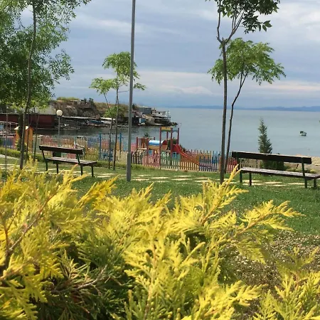 Cozy 1 Bed In Lesso Complex Διαμέρισμα