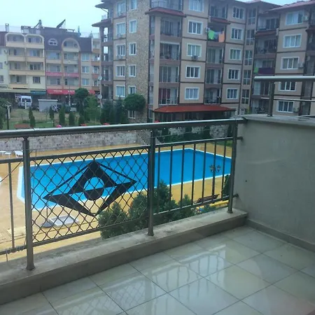 Cozy 1 Bed In Lesso Complex رافدا