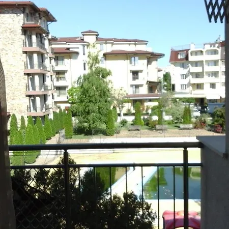 Cozy 1 Bed In Lesso Complex Appartamento *