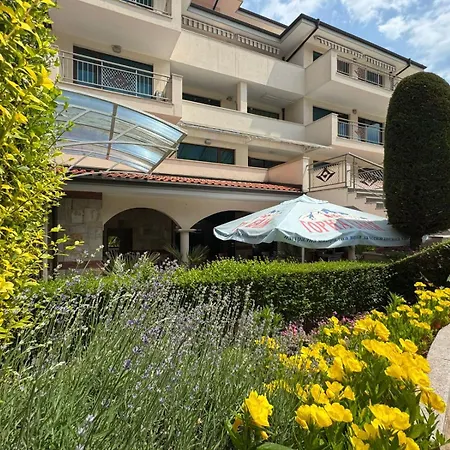 Cozy 1 Bed In Lesso Complex * Ράβντα