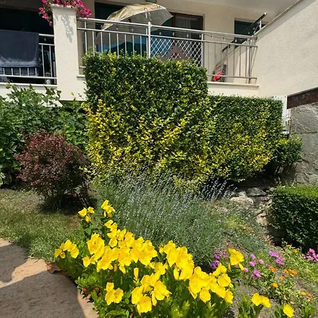 Διαμέρισμα Cozy 1 Bed In Lesso Complex Ράβντα