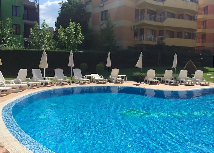 Cozy 1 Bed In Lesso Complex Апартаменты Равда