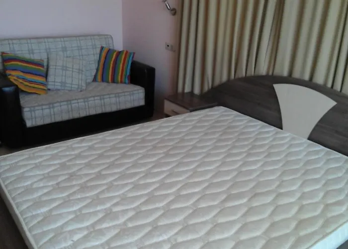 Cozy 1 Bed In Lesso Complex Апартаменты Равда